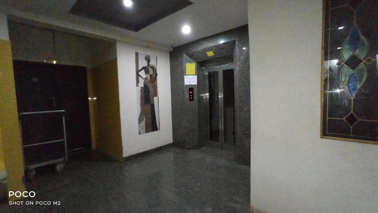 Hotel Jaidharshini Palace Kumbakonam Exterior foto